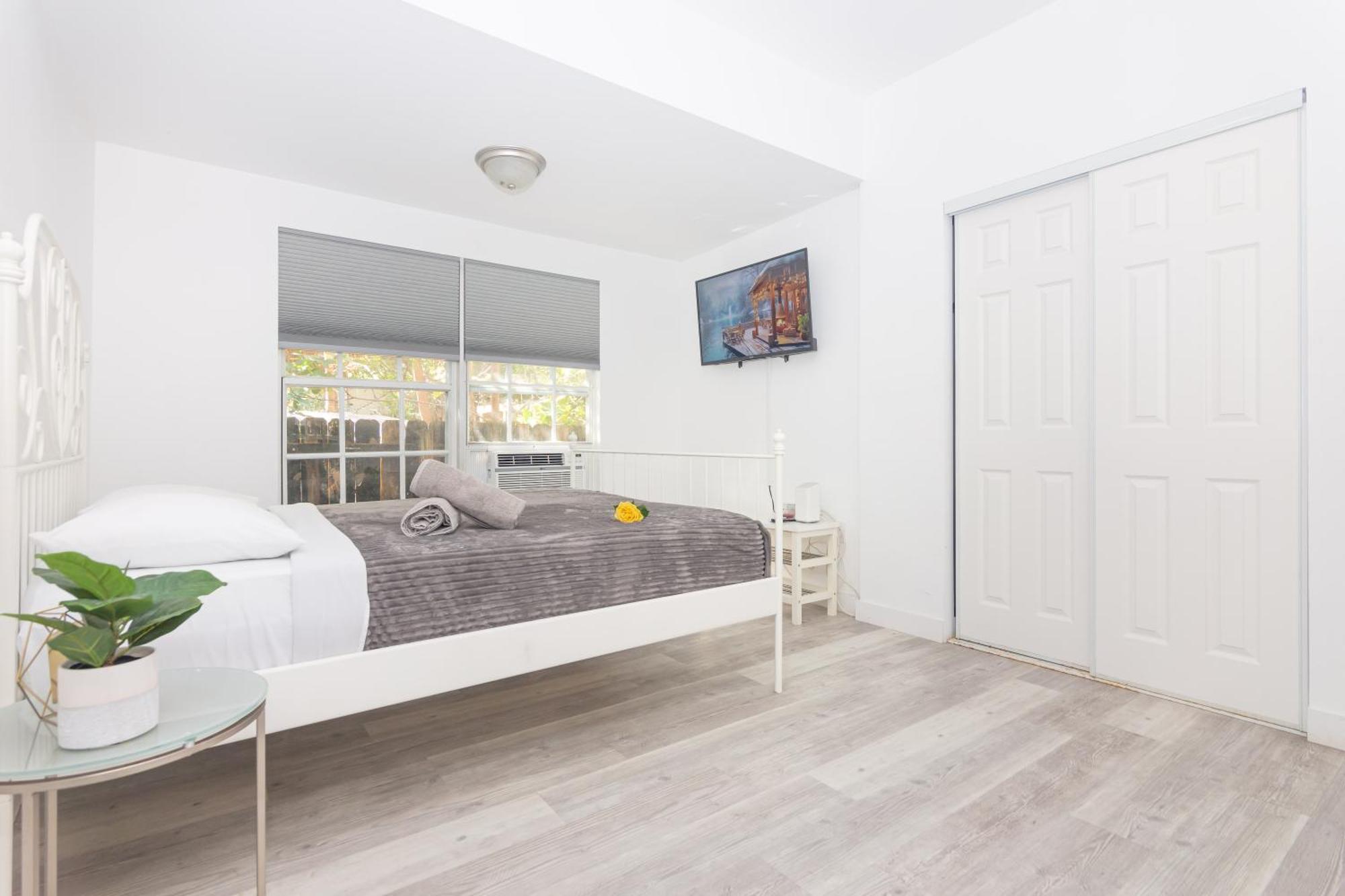 1 Bedroom Apartment - Midtown Майами Экстерьер фото