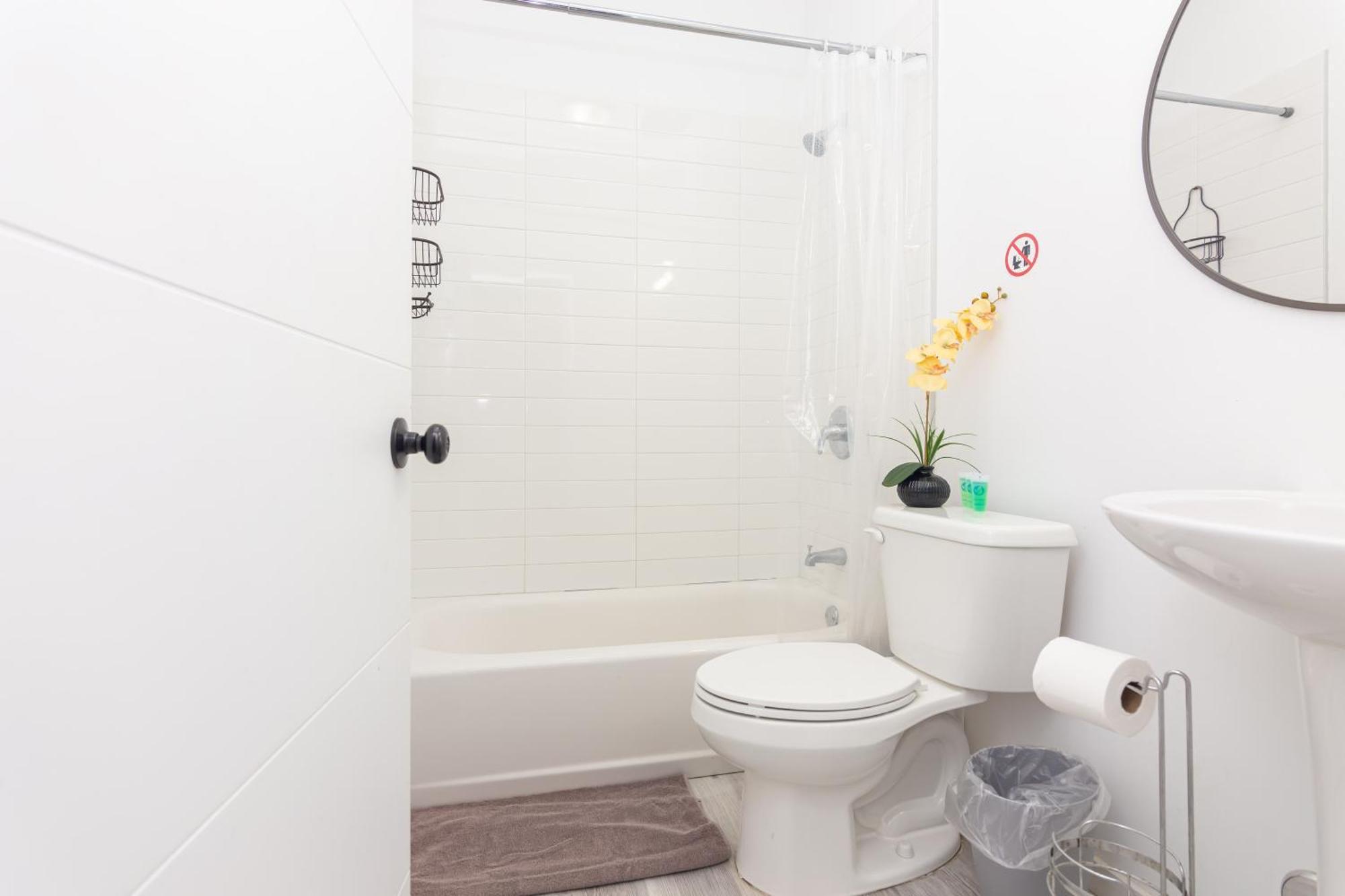 1 Bedroom Apartment - Midtown Майами Экстерьер фото