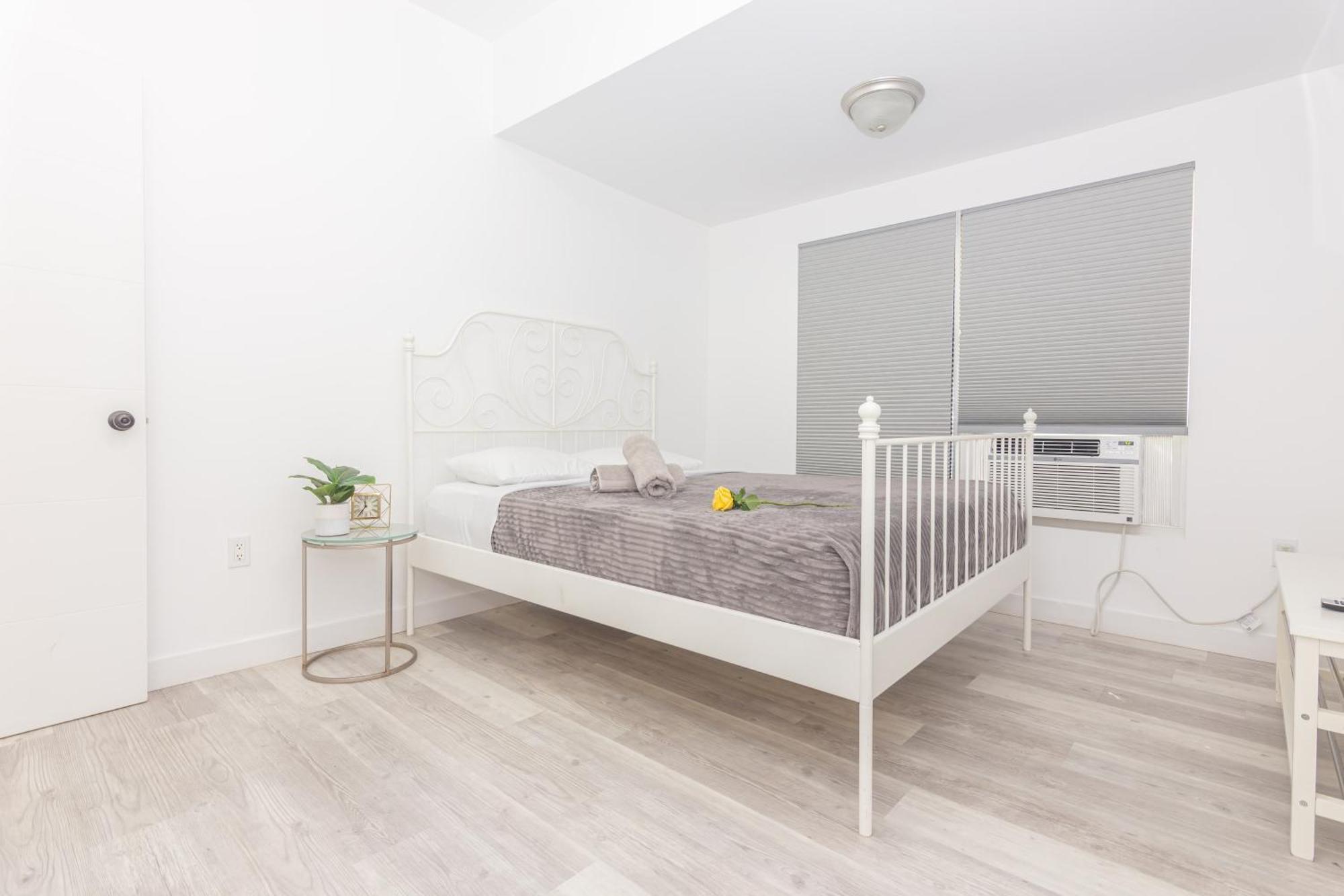 1 Bedroom Apartment - Midtown Майами Экстерьер фото