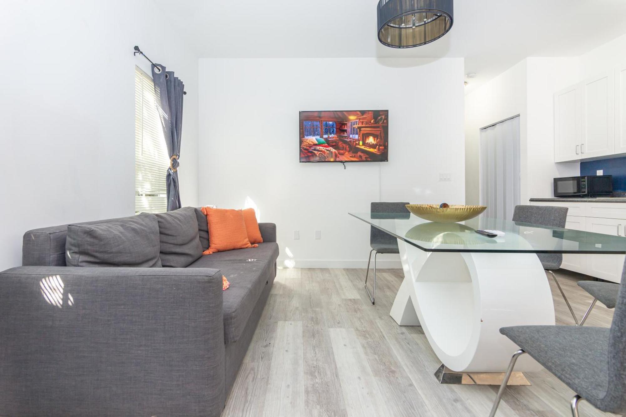 1 Bedroom Apartment - Midtown Майами Экстерьер фото