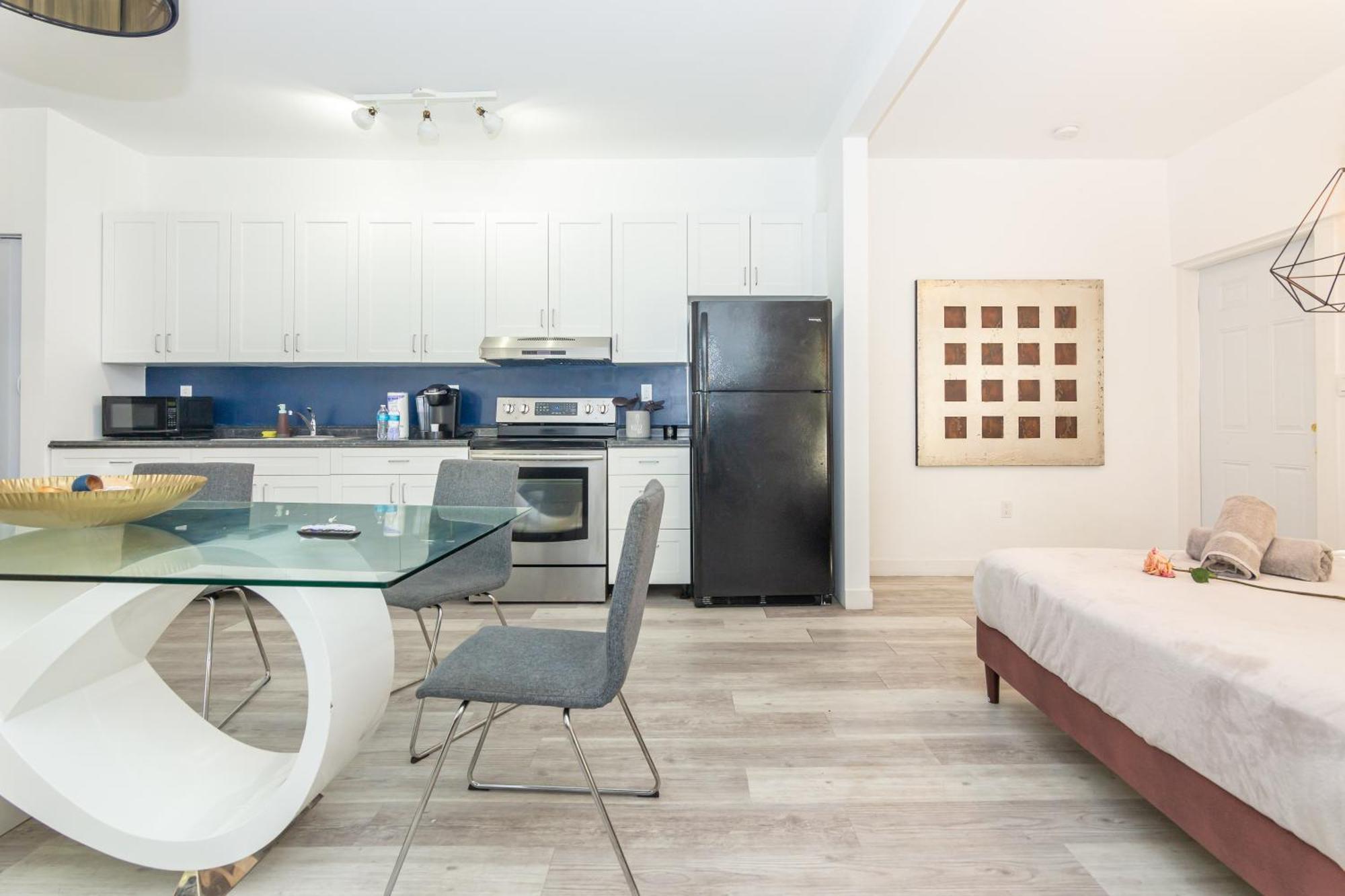 1 Bedroom Apartment - Midtown Майами Экстерьер фото