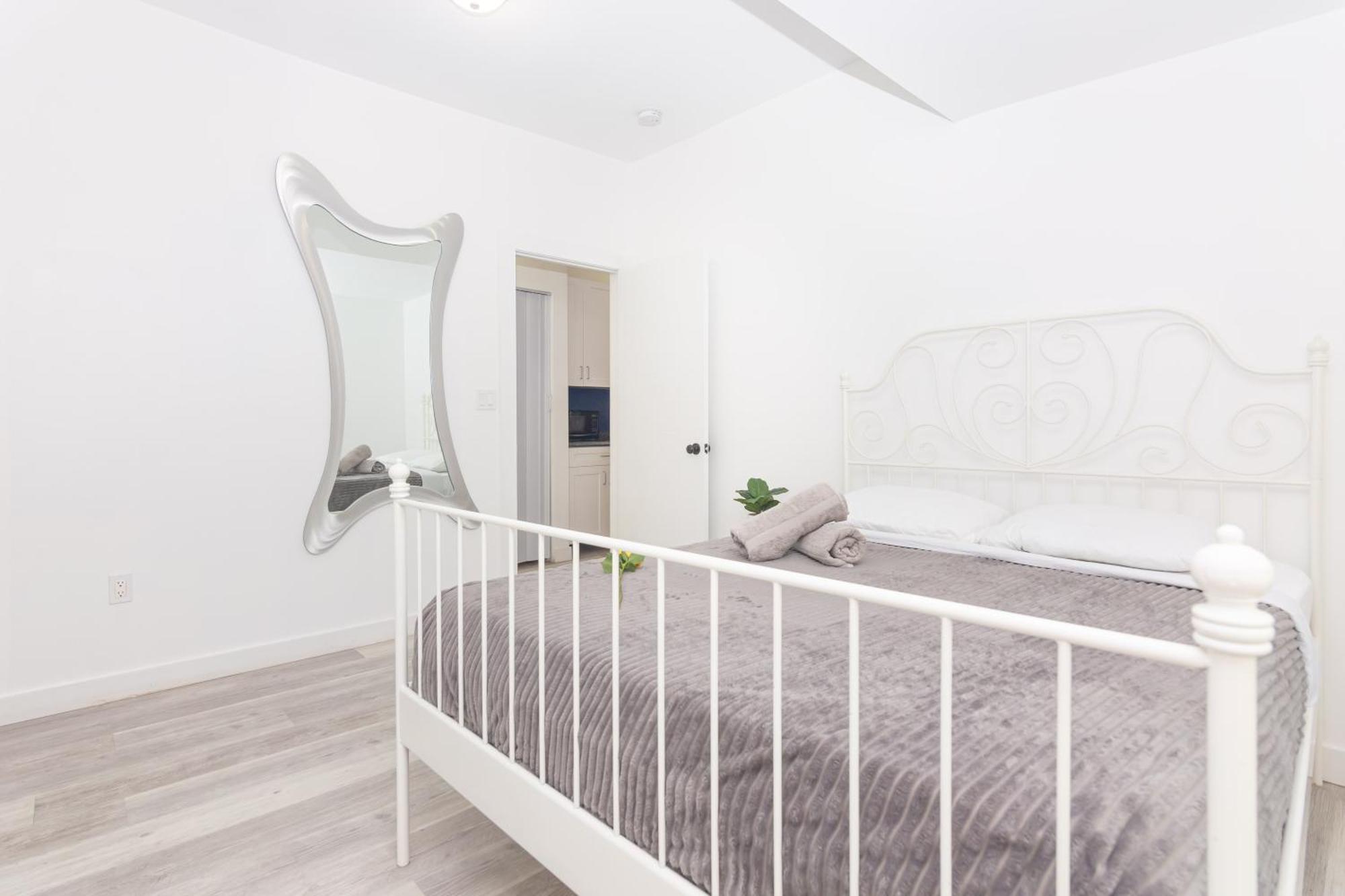 1 Bedroom Apartment - Midtown Майами Экстерьер фото
