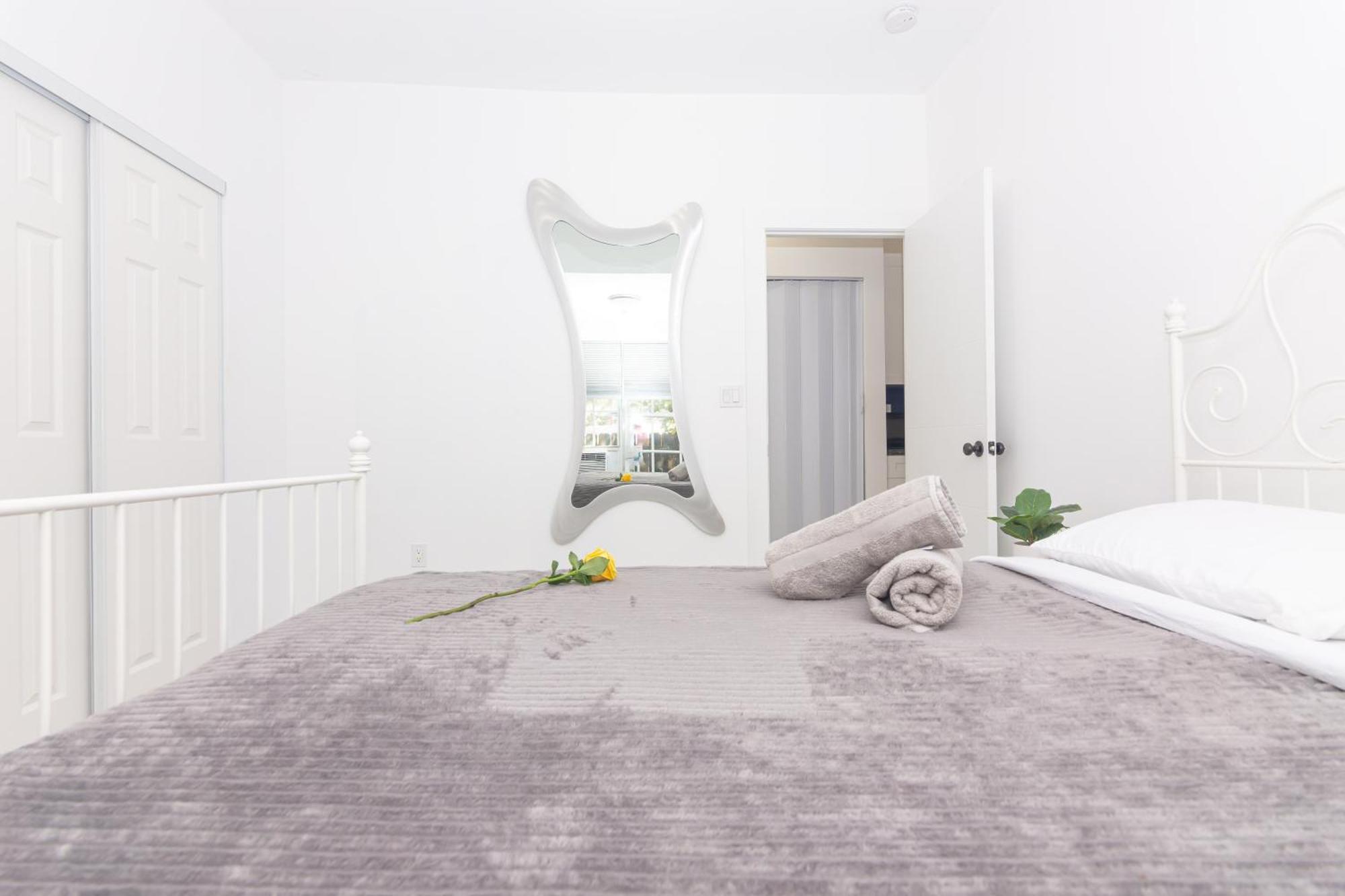 1 Bedroom Apartment - Midtown Майами Экстерьер фото
